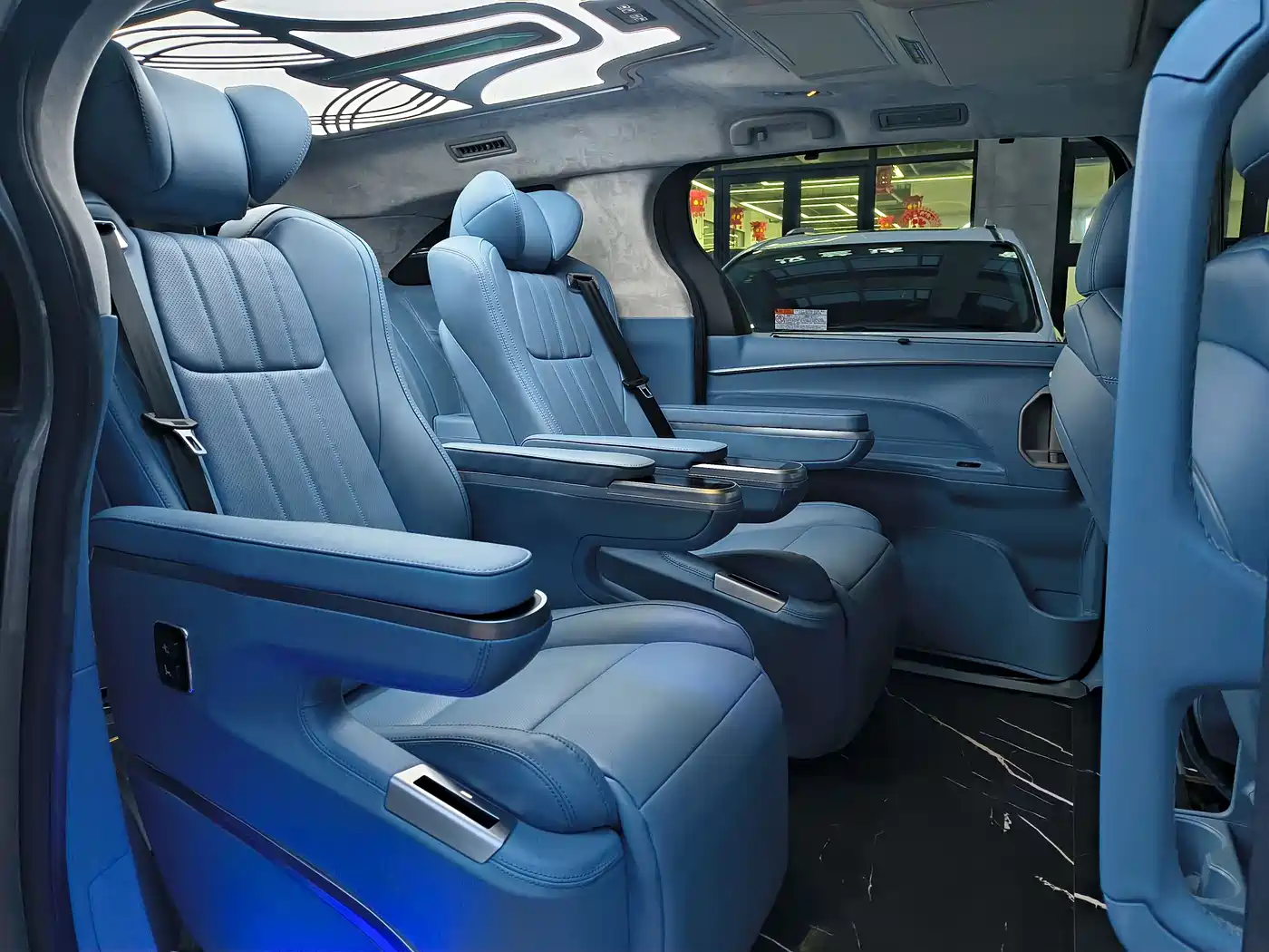 Toyota Sienna 2021 2.5L Hybrid Comfort Edition фото 25