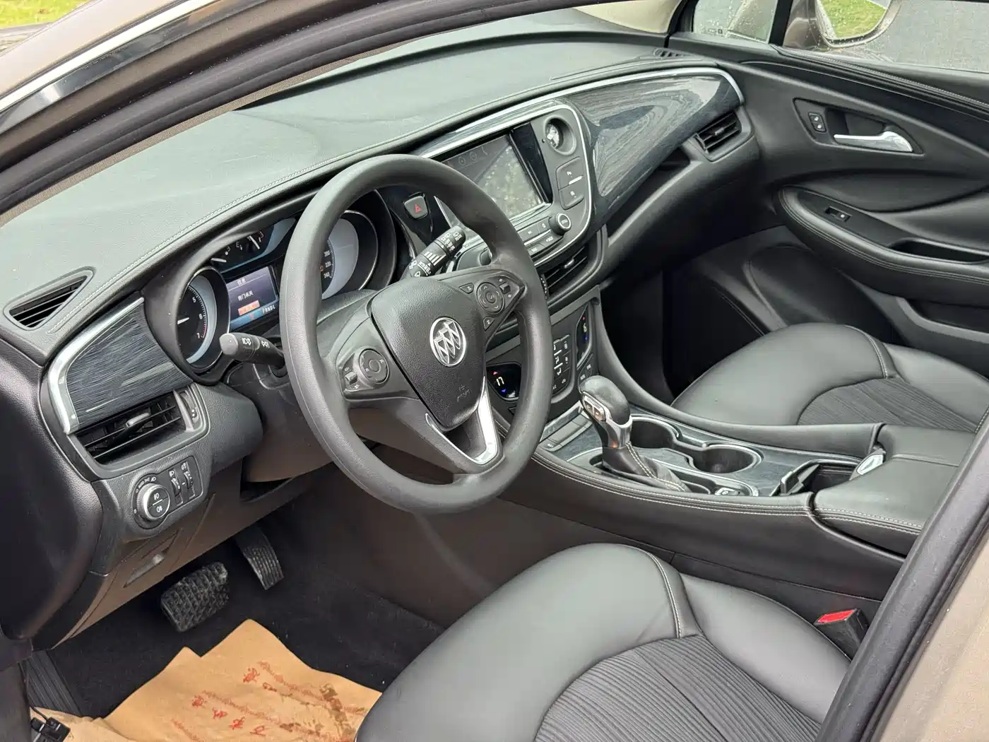 Buick Envision Plus 2016 20T 2WD Leading фото 3