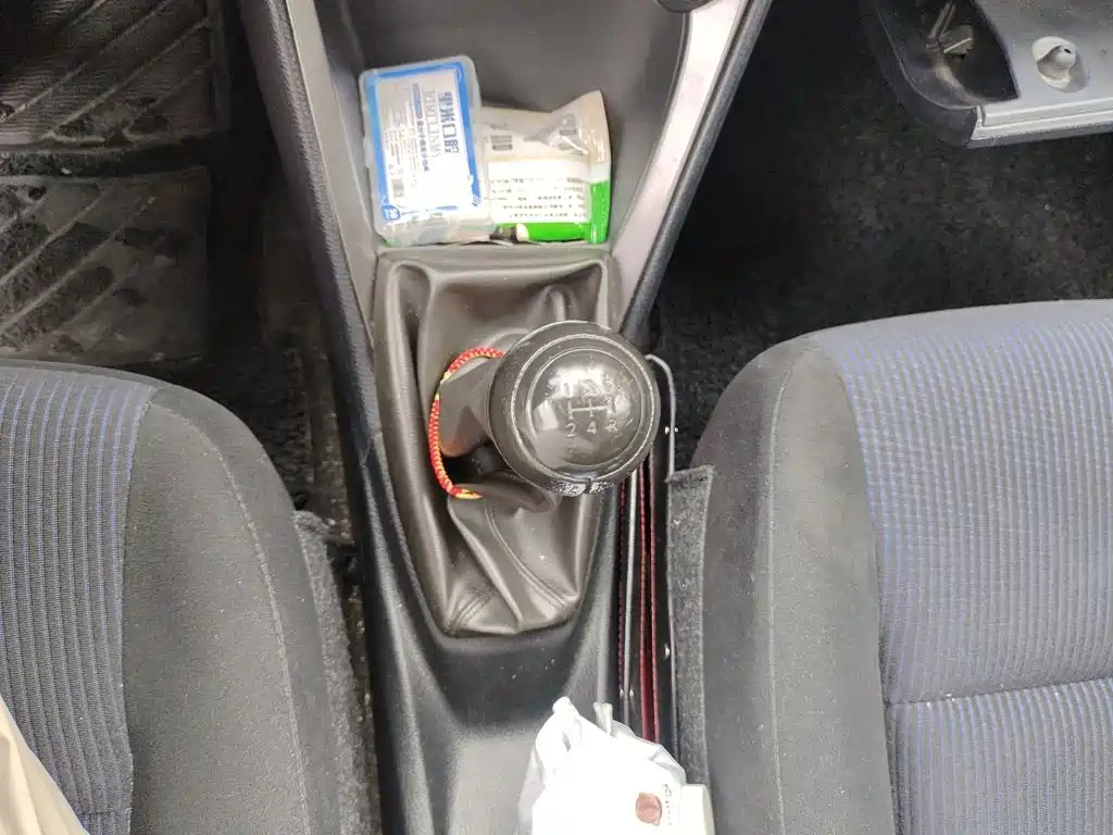 Toyota YARiS L Zhi Xuan 2015 2014 1.3L Manual Agile Edition