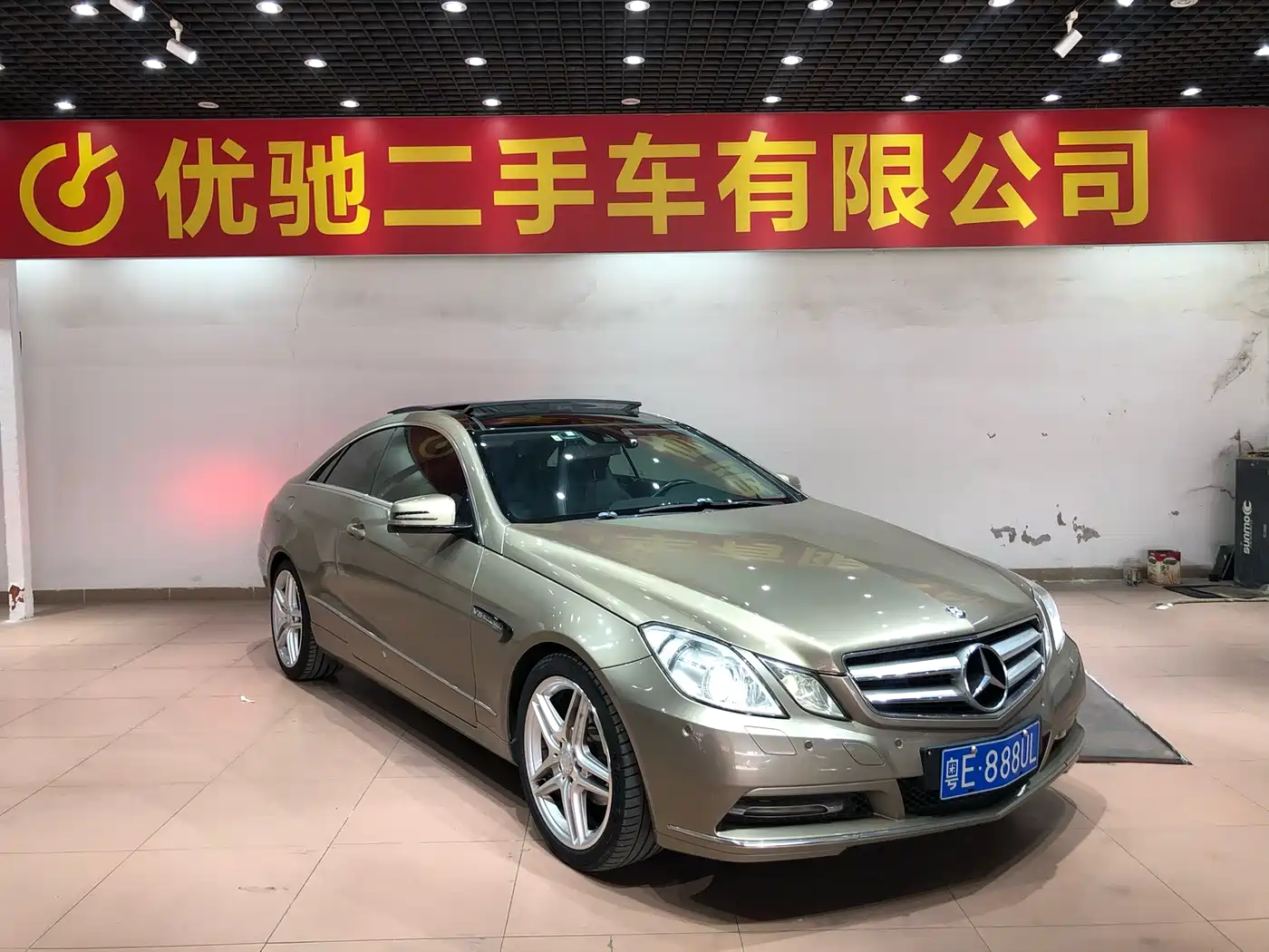 Mercedes-Benz E-Class (Import) 2012 E 260 CGI Coupe фото 3