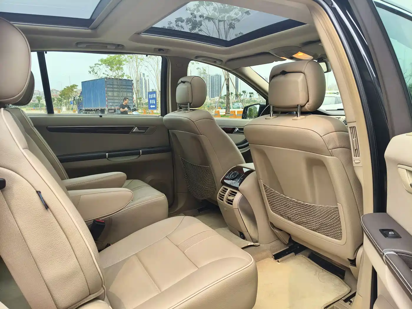 Mercedes-Benz R-Class 2011 R 350 L 4MATIC фото 10
