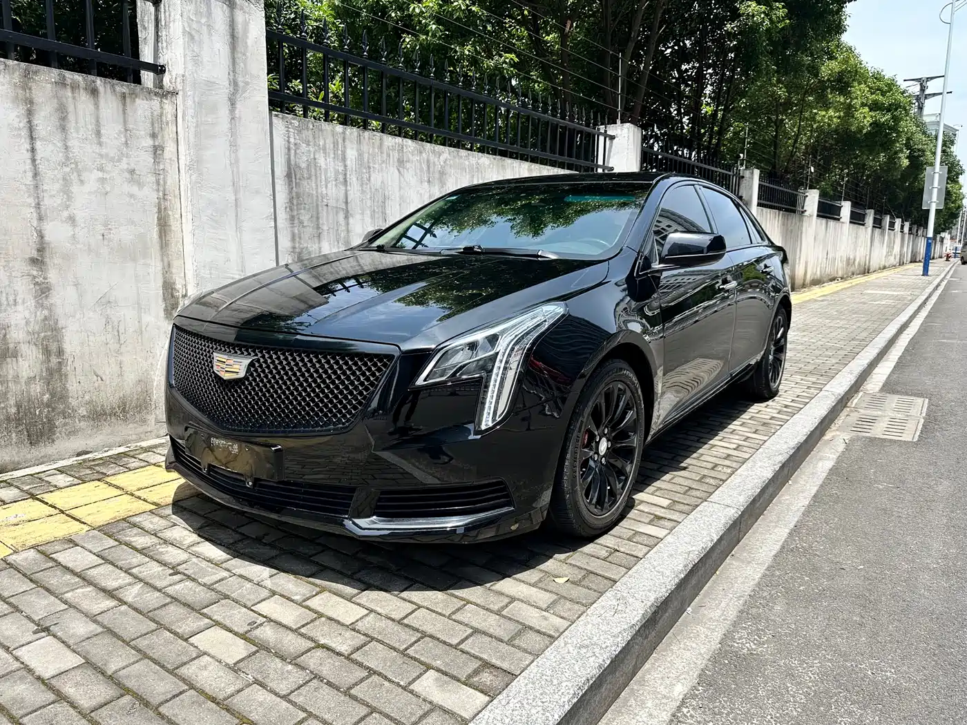 Cadillac XTS 2018 28T Technology фото 2