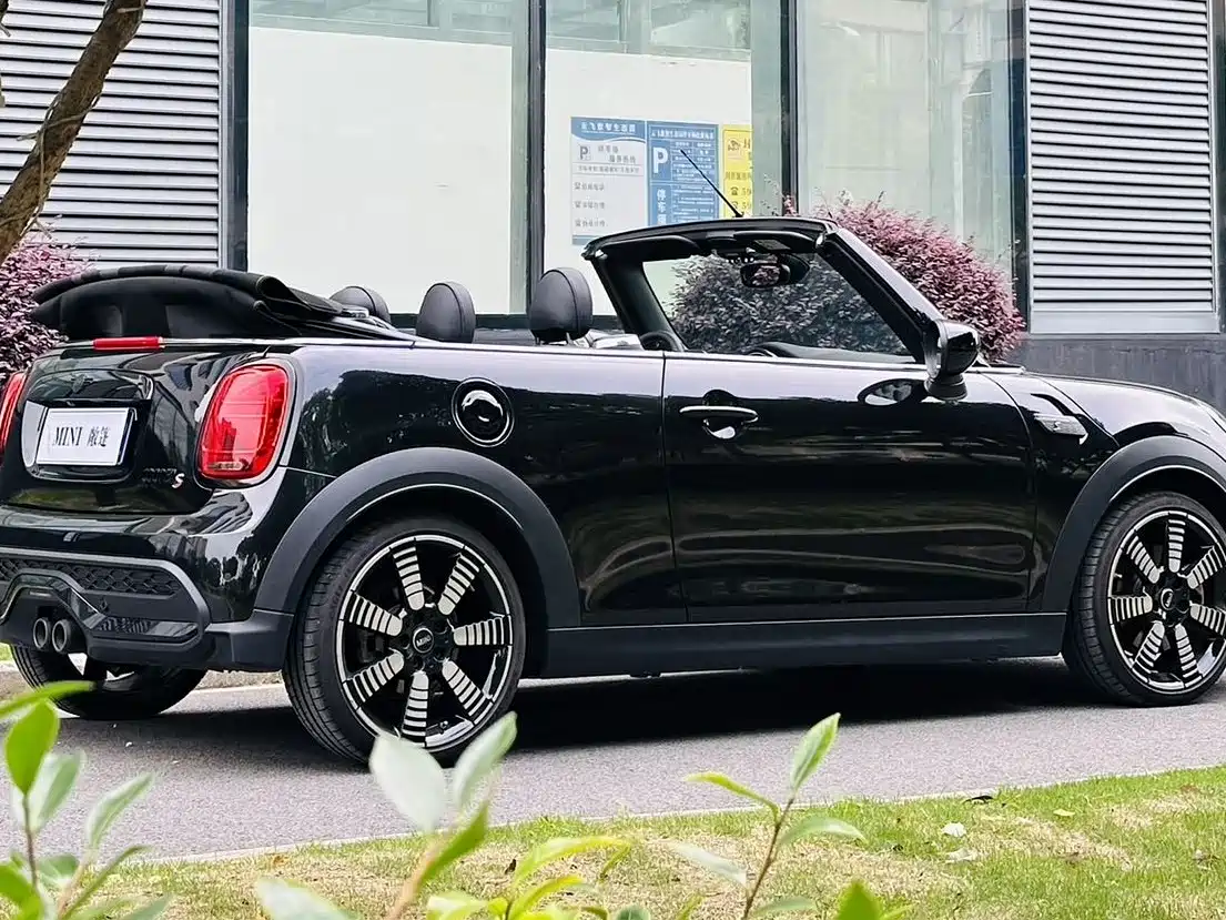 MINI 2023 Facelift 2.0T COOPER S CABRIO Artist фото 8