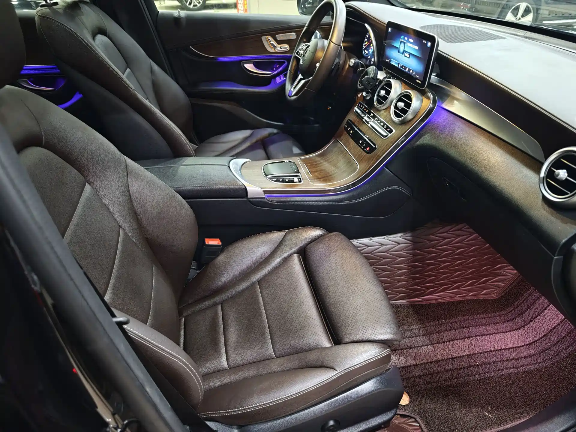 Фото 6 - Mercedes-Benz GLC
