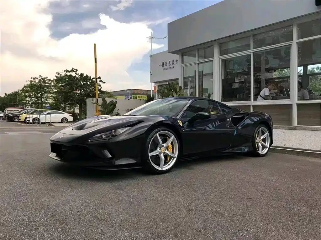 Ferrari F8 2019 Tributo 3.9T V8