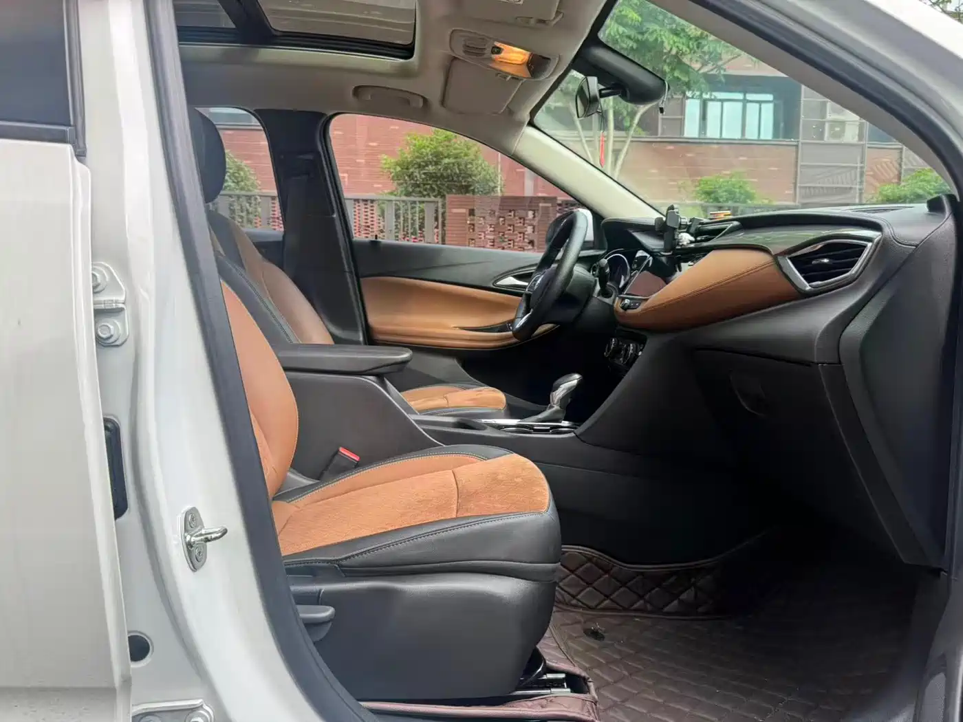 Buick Encore GX 2020 20T CVT 2WD Luxury Model фото 9