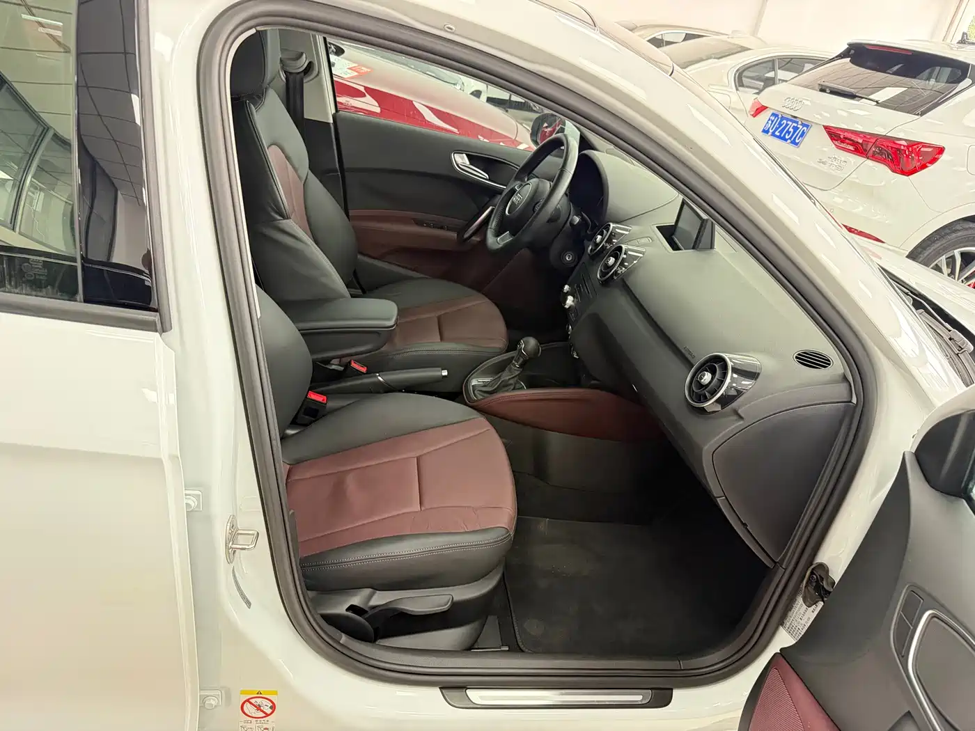 Audi A1 2015 2014 30 TFSI Sportback Comfort