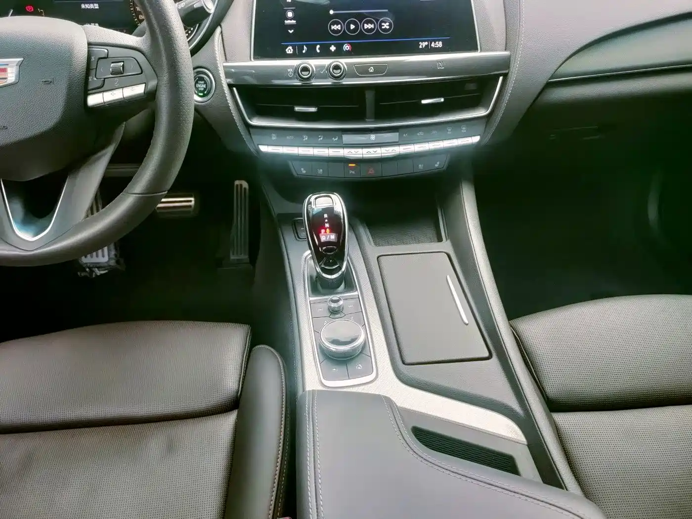Фото 16 - Cadillac CT5