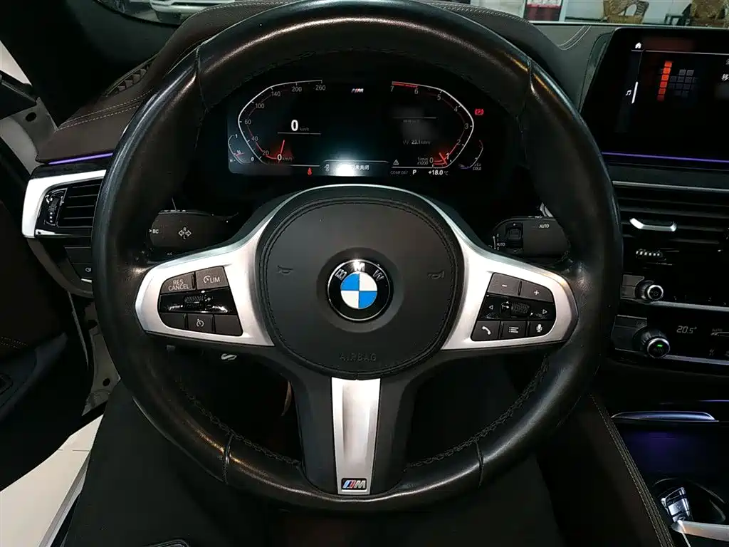 BMW 5 Series 2020 525Li M Sport Package фото 11