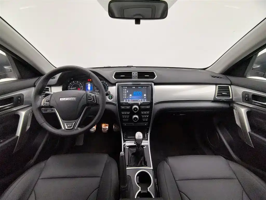 Haval H2 2016 Red Label 1.5T Manual 2WD Elite фото 5