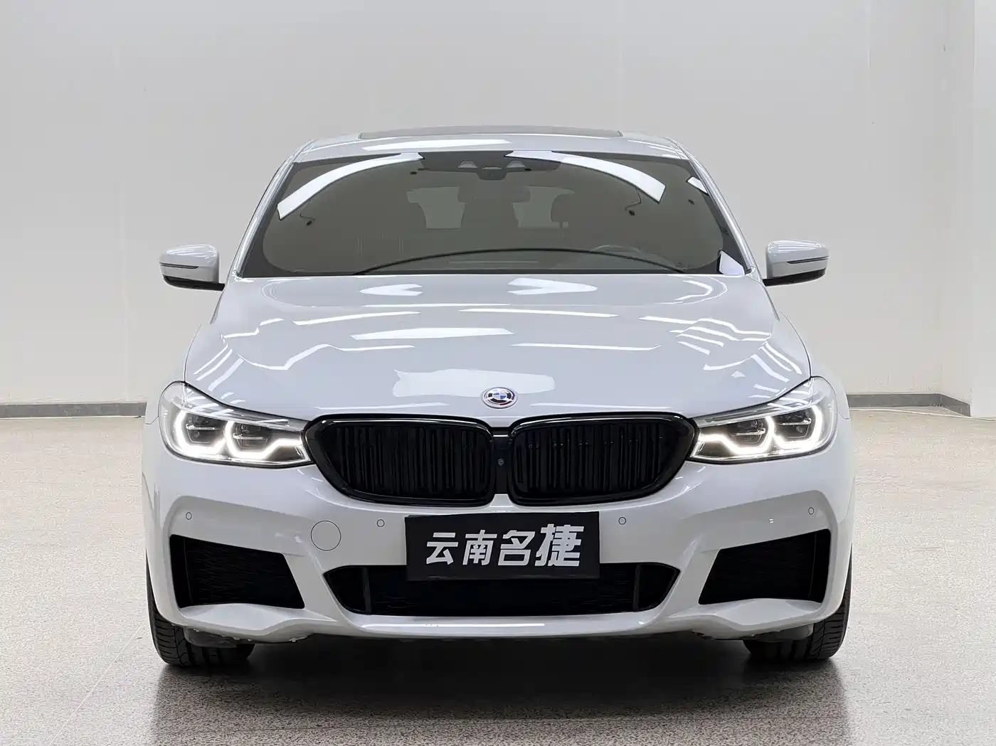 BMW 6 Series GT 2019 630i M Sport Package фото 2