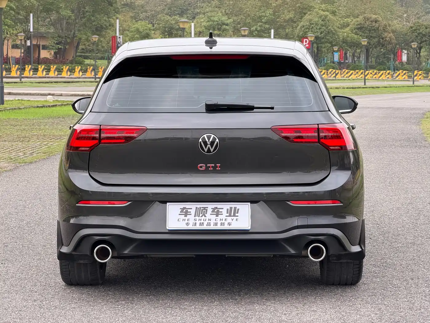 Volkswagen Golf GTI 2023 380TSI DSG GTI фото 7