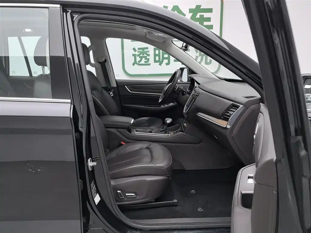 Roewe RX8 2019 30T Intelligent Internet 2WD Flagship Edition фото 23