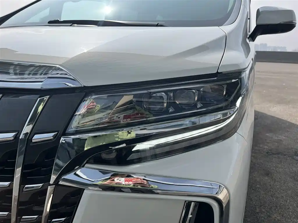 Toyota Alphard 2015 3.5L Luxury Edition фото 6