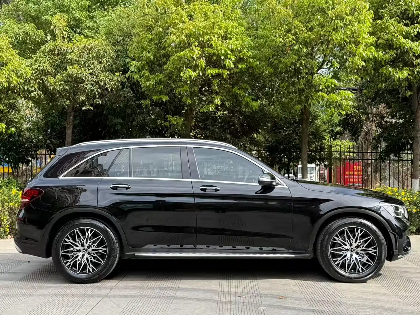 Mercedes-Benz GLC 2020 Facelift GLC 300 L 4MATIC Luxury фото 13