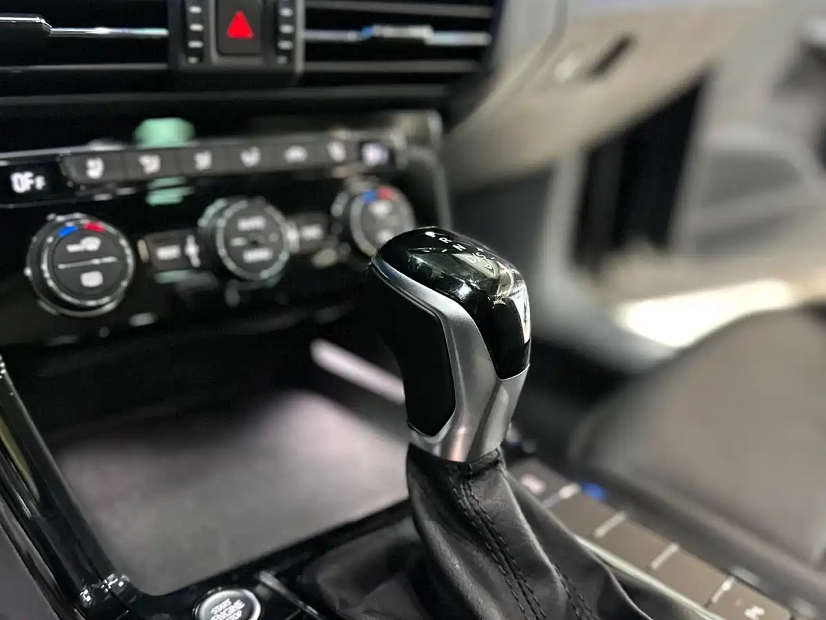 Volkswagen Passat 2019 330TSI Luxury Edition China VI фото 12