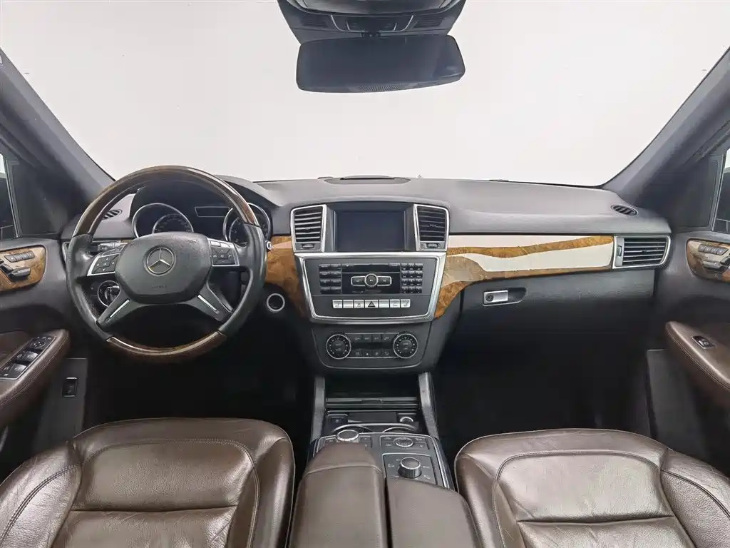 Mercedes-Benz M-Class 2012 Model ML 350 Luxury фото 5