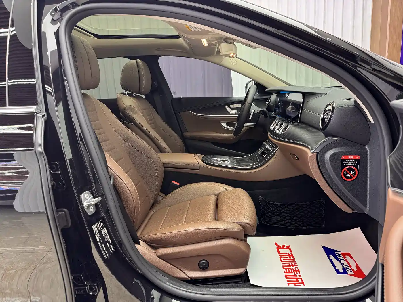 Mercedes-Benz E-Class 2019 E 200 L Sport фото 20