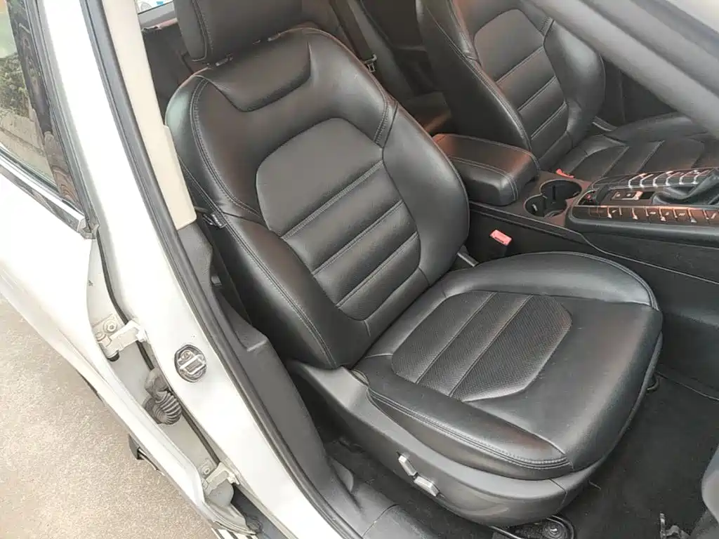 Zotye SR9 2018 2017 2.0T Auto Ultimate Heart Edition