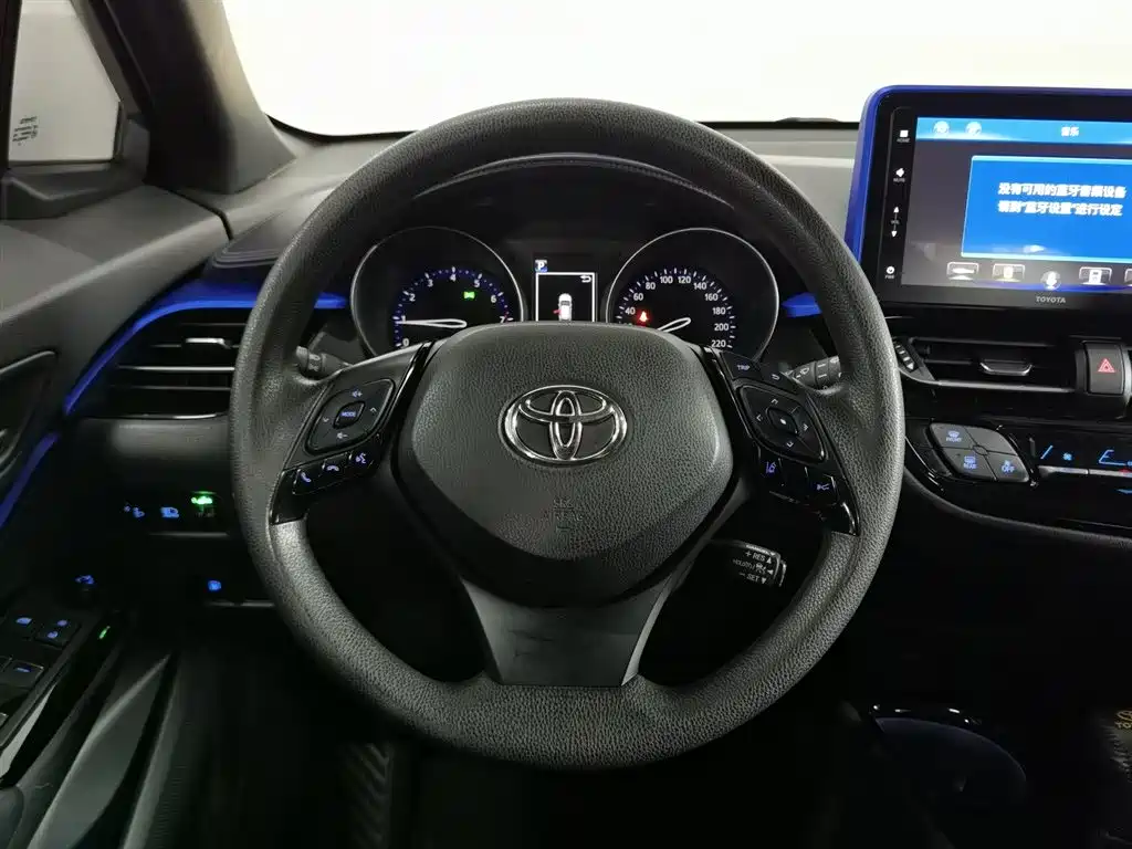Toyota IZOA 2020 2.0L Yi Xiang Edition фото 11