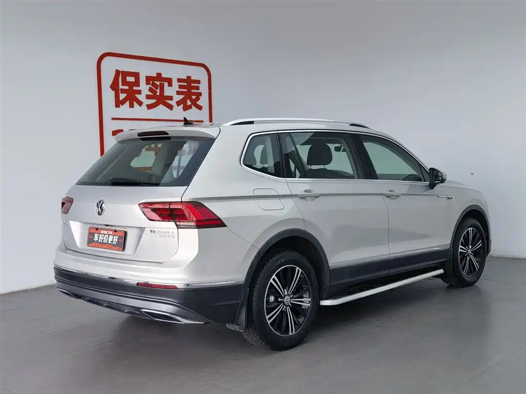 Volkswagen Tiguan L 2017 380TSI Automatic 4WD Luxury Edition фото 2