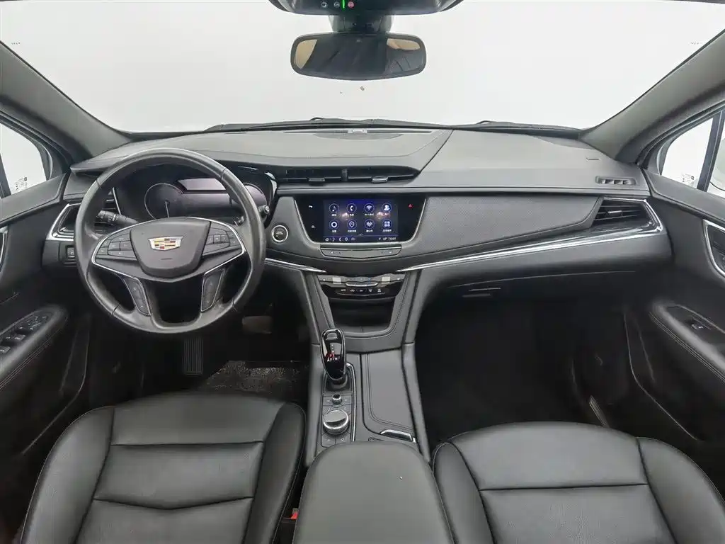 Cadillac XT5 2022 2.0T 2WD Luxury фото 5