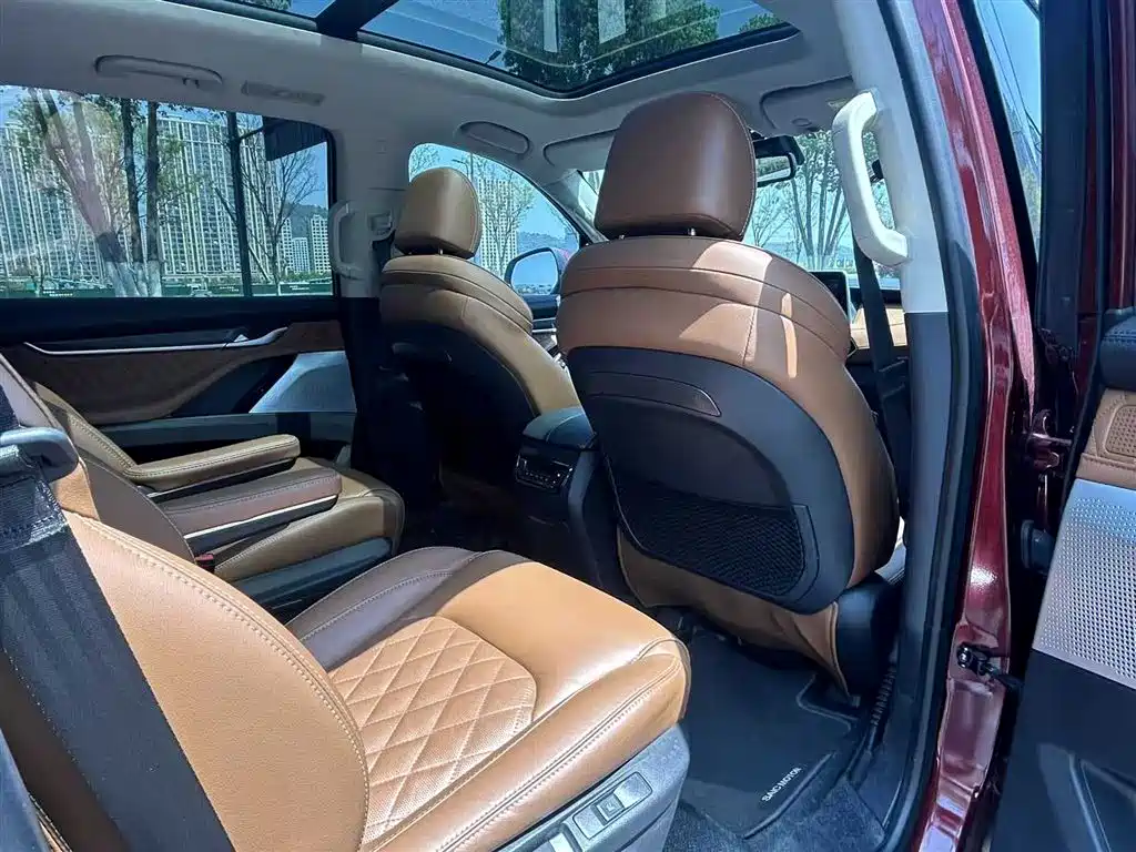SAIC Maxus D90 2017 2.0T Automatic 4WD Sirius фото 18