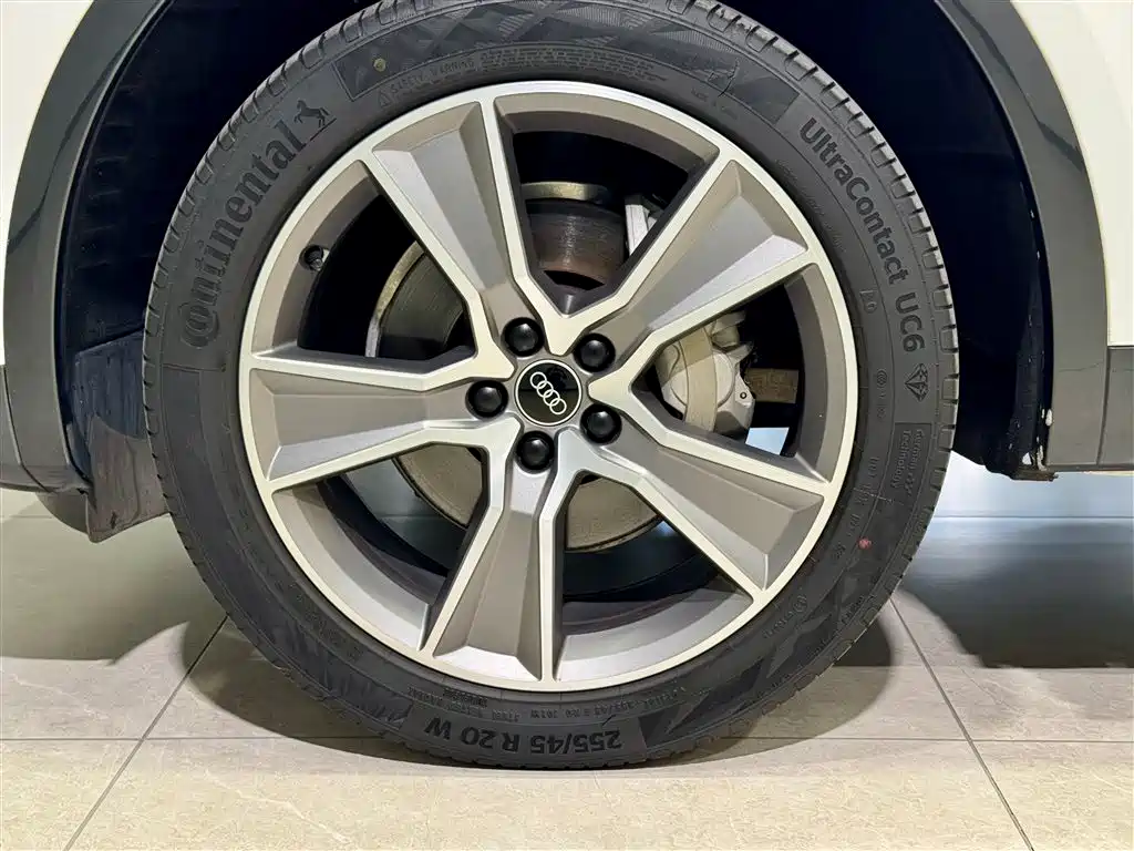 Audi Q5L 2022 45T Luxury Elegance фото 11