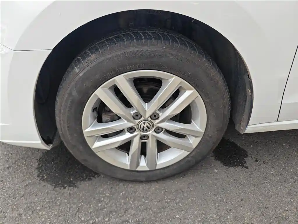 Volkswagen Jetta 2017 1.5L Automatic Comfort фото 23