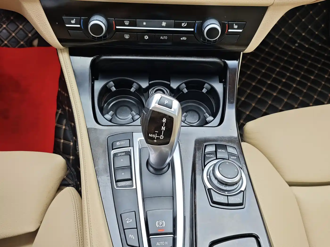 BMW 5 Series (Import) 2012 528i xDrive Luxury Model фото 19