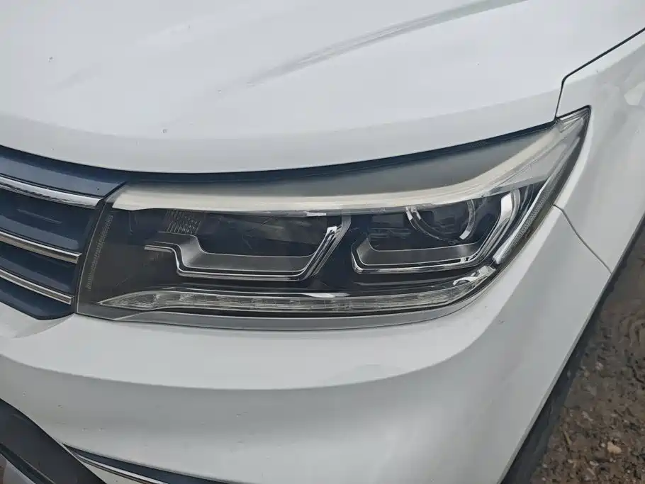Dongfeng Fengxing Jingyi X5 2019 2017 Dynamic Series 1.5T CVT Premium