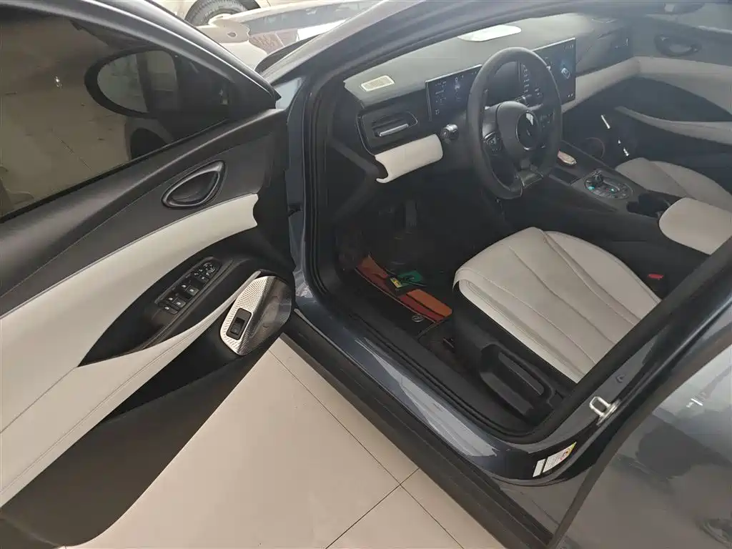 BYD Seal 06 New Energy 2025 DM-i Smart Drive 80KM Luxury фото 16