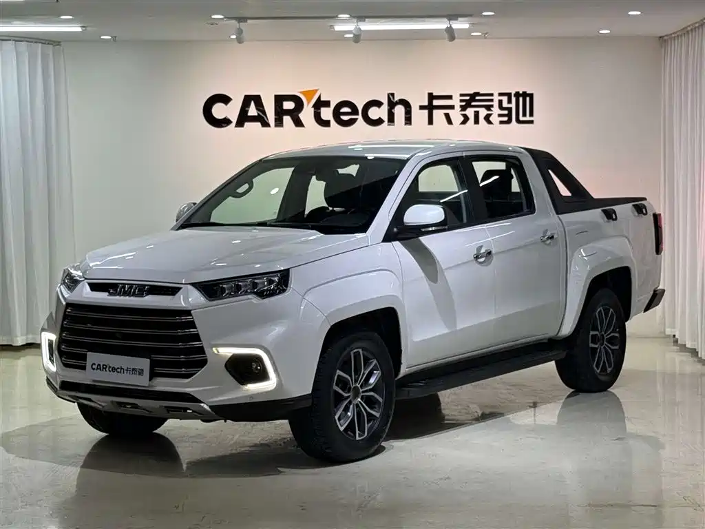 Jiangling Yuhu 9 2022 2.0T Automatic Gasoline 4WD Comfort