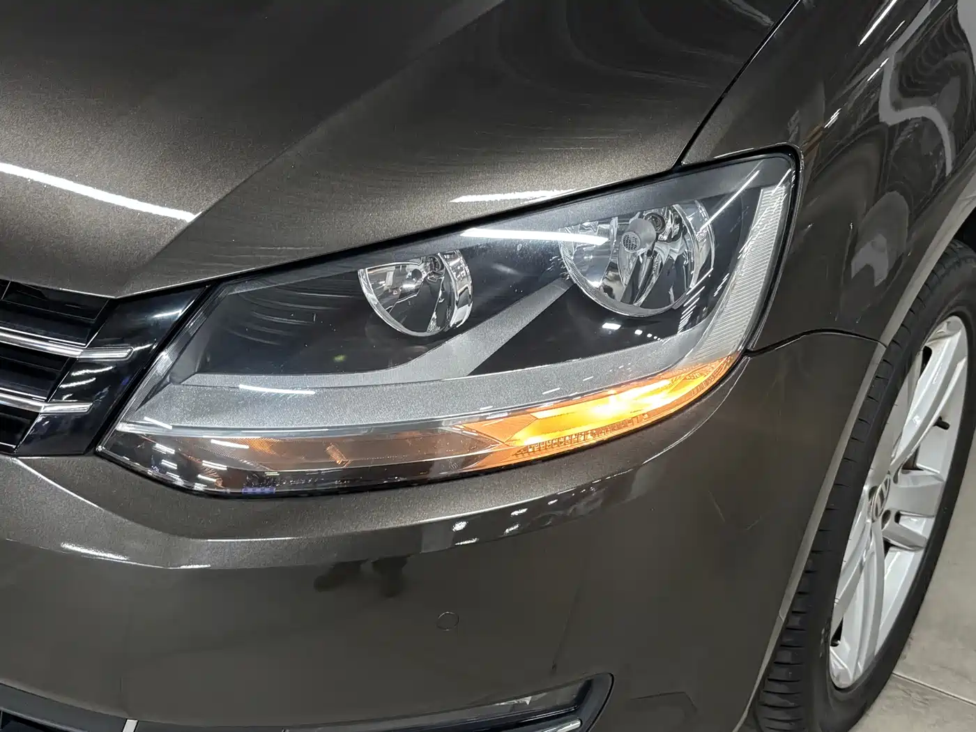 Volkswagen Sharan 2015 1.8TSI Comfort фото 3