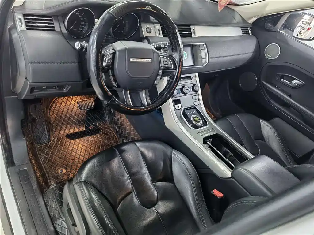 Land Rover Range Rover Evoque 2015 2.0T 5-Door Intelligent Edition фото 17