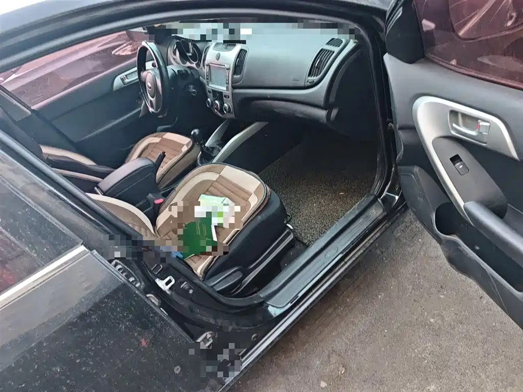 Kia Forte 2014 1.6L MT GL фото 20