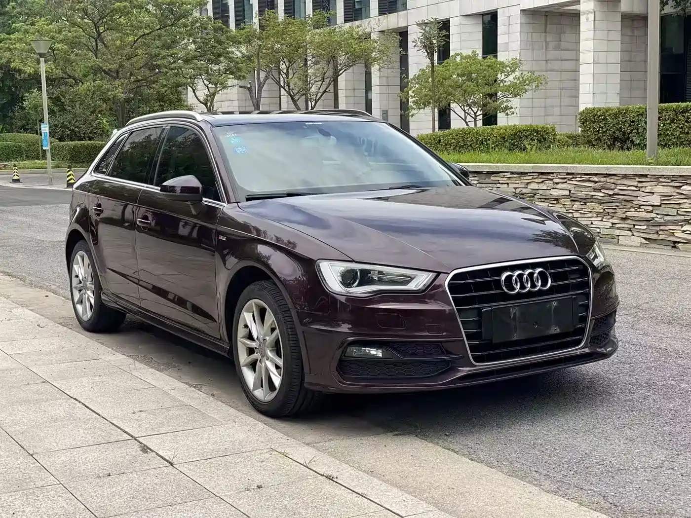 Audi A3 (Import) 2014 2014 Sportback 40 TFSI S line Comfort