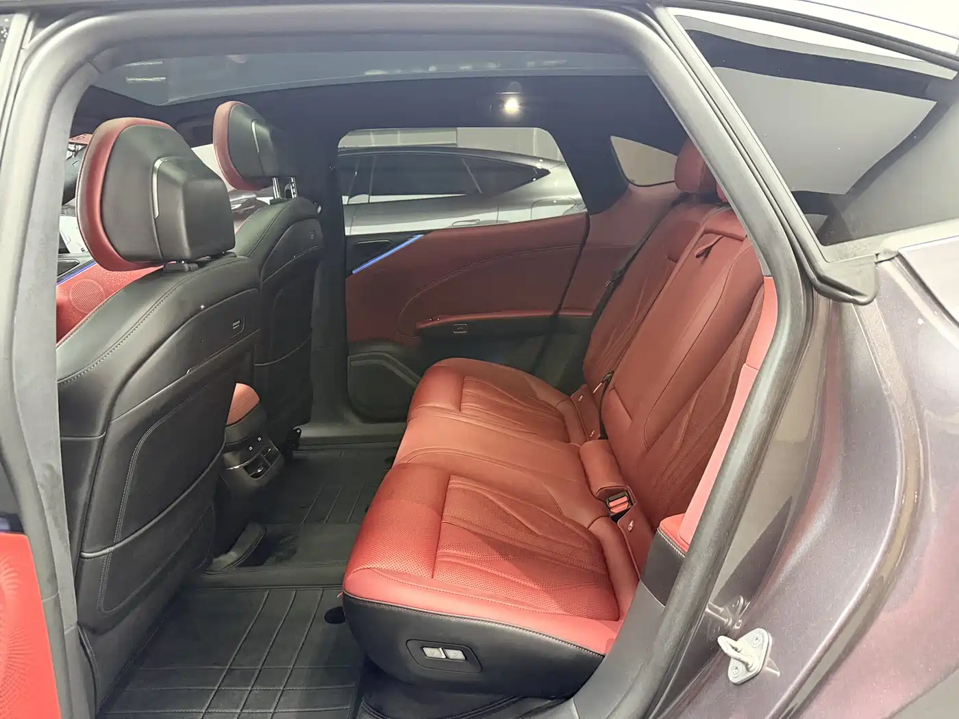 ZEEKR EXTREME KRYPTON 007GT