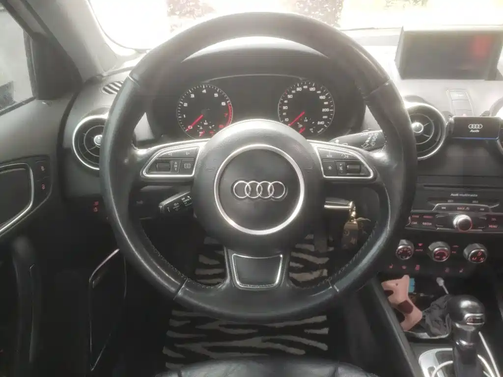 Audi A1 2014 2014 30 TFSI Sportback Luxury