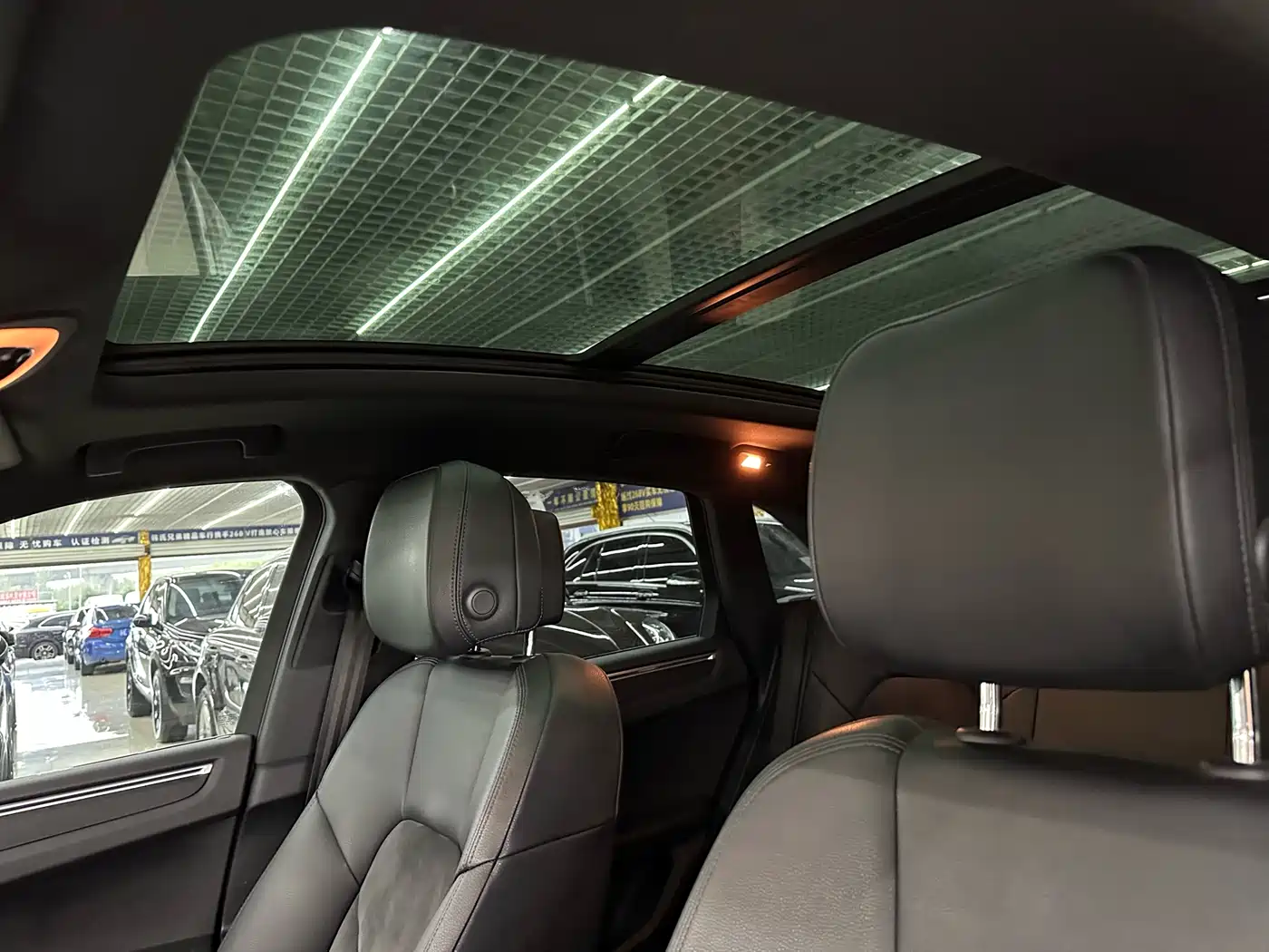 Porsche Macan 2018 Macan 2.0T фото 18