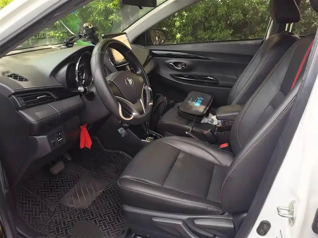 Toyota YARiS L Zhi Xuan 2020 Zhi Xuan X 1.5L CVT Luxury фото 8