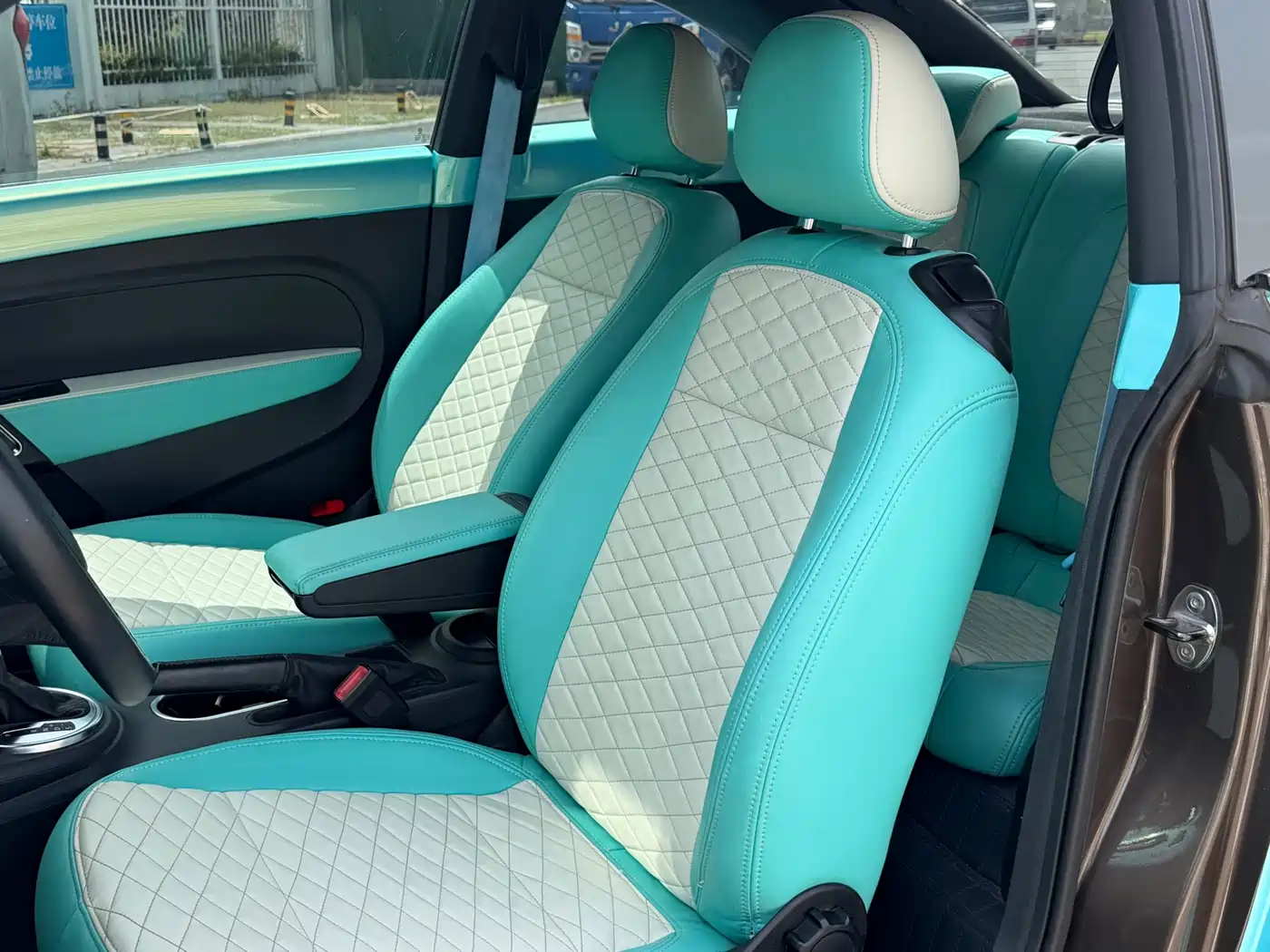 Volkswagen Beetle 2014 1.2TSI Fashion Edition фото 11