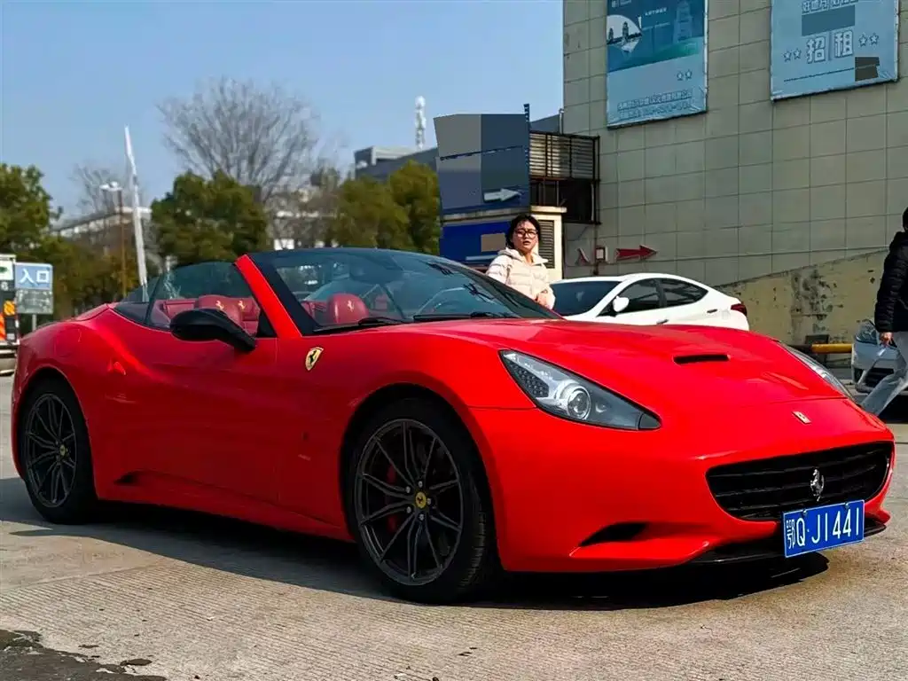 Ferrari California T 2009 4.3L Standard фото 3