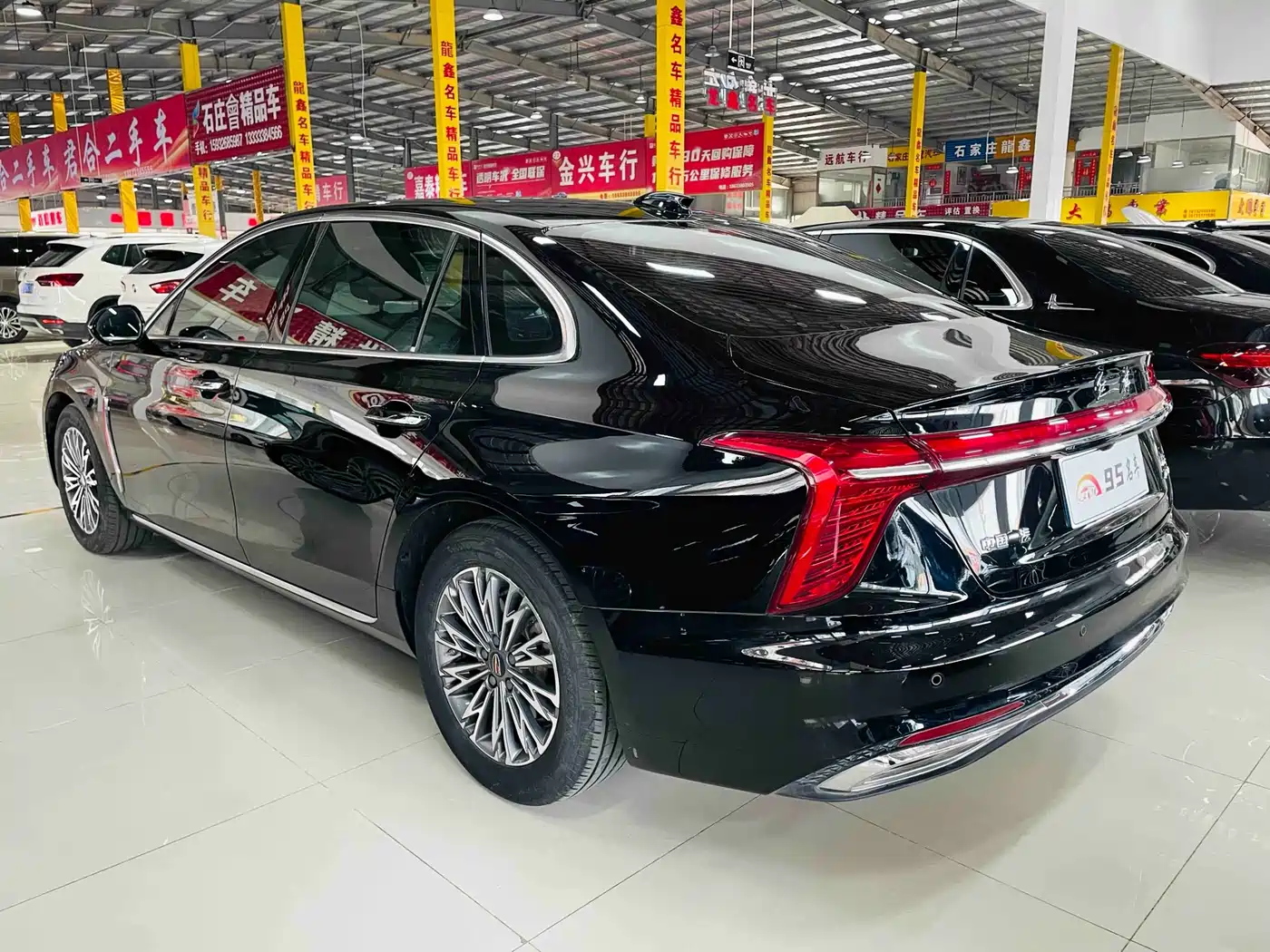 Hongqi H5 2023 1.5T DCT Smart Connect Flag Rhythm фото 6