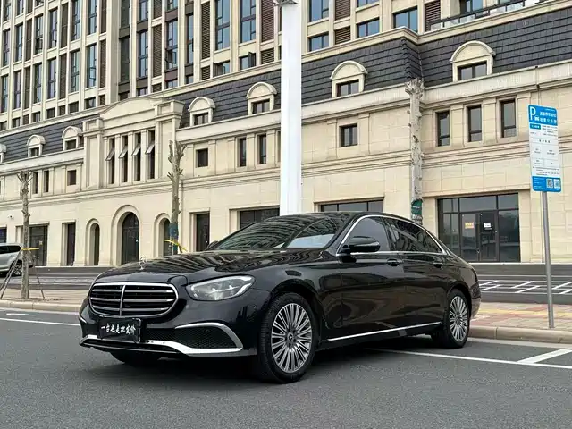 Mercedes-Benz E-Class 2022 Facelift E 300 L Luxury Style