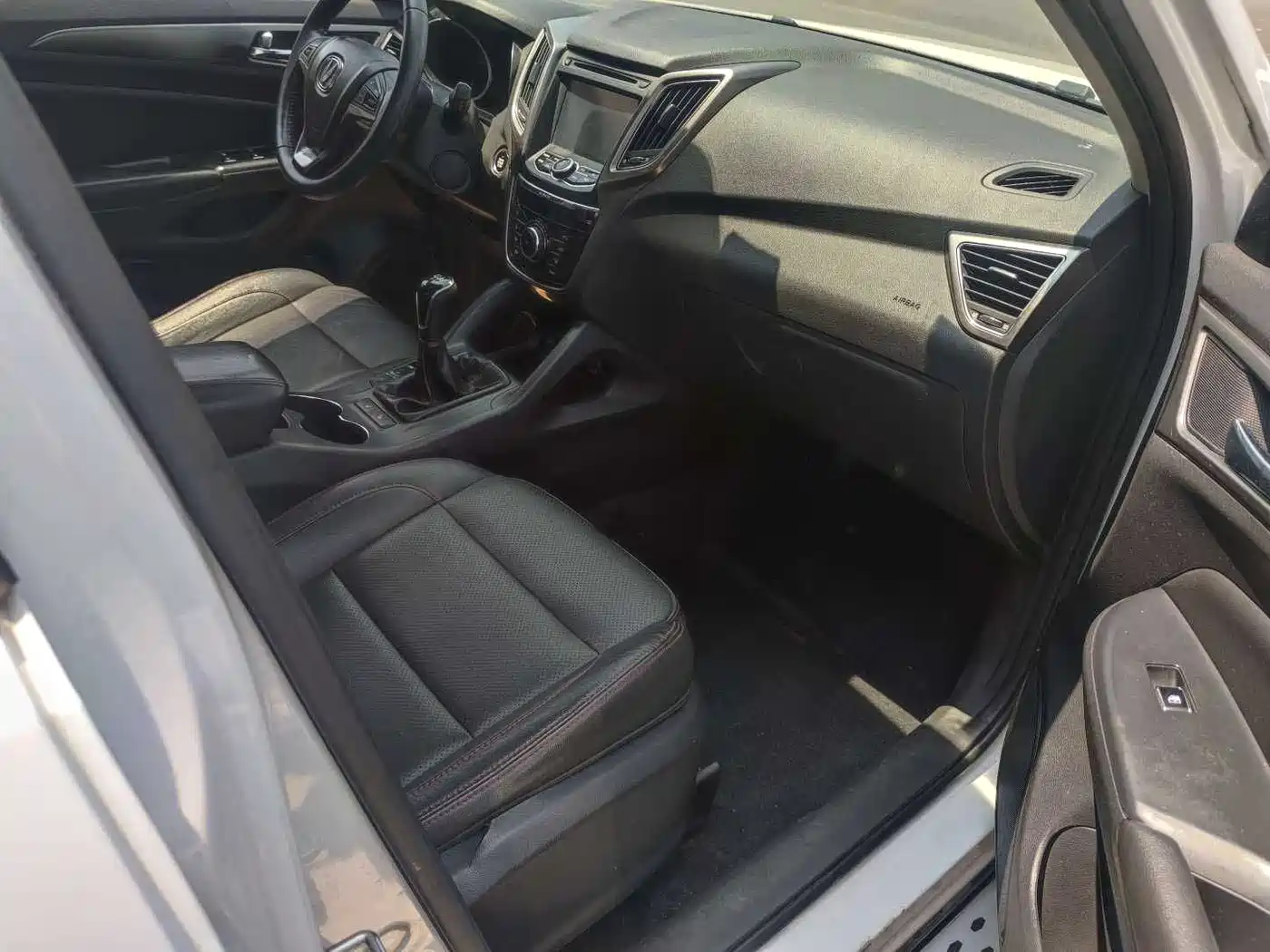 Changan CS75 2015 2014 2.0L Manual Leading (China IV)