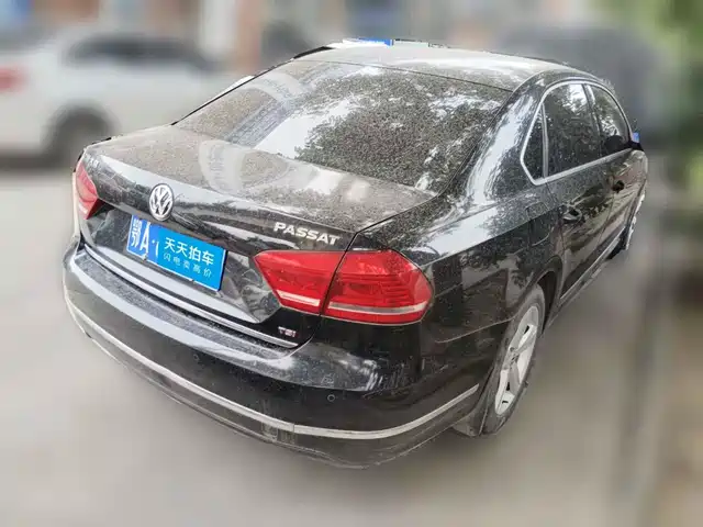 Volkswagen Passat 2014 1.8TSI DSG Executive Edition — фото 2