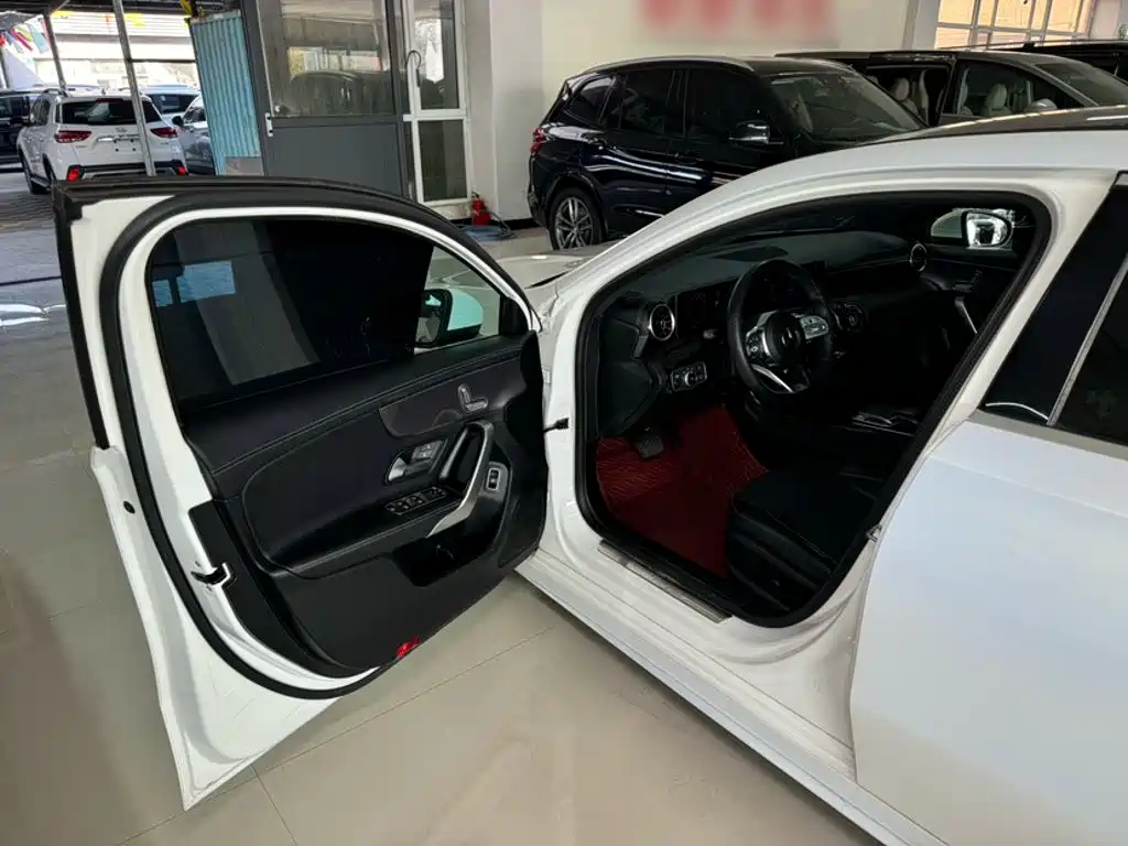 Mercedes-Benz A-Class 2019 2019 A 200 L Sport Sedan