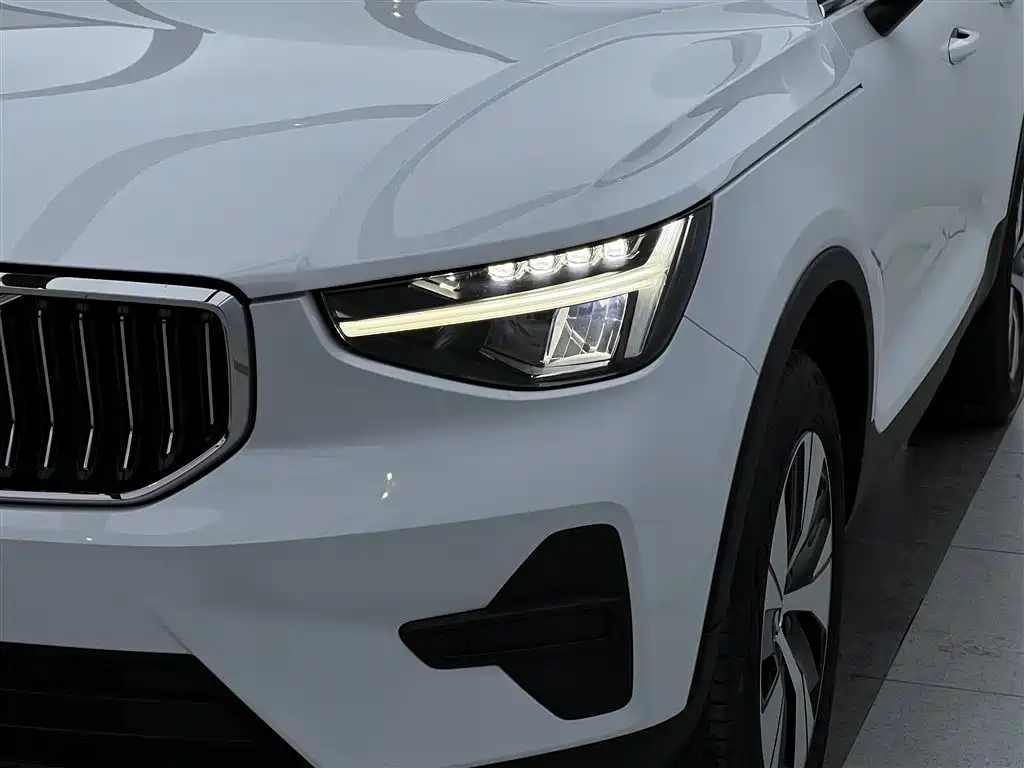 Volvo XC40 2026 2024 B3 Smart Elite Luxury Edition