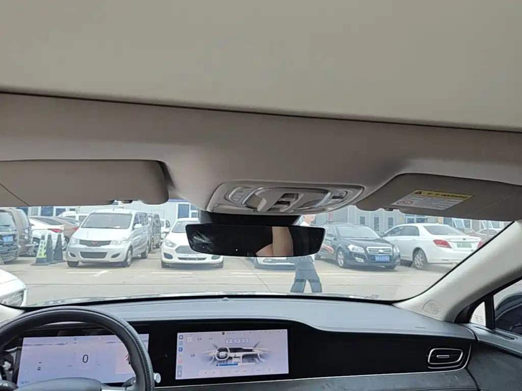 Roewe D7 2023 2023 DMH 125km Flagship Edition